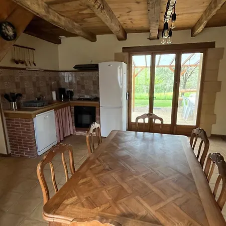 Indépendant 4 à 6 Personnes Casa de Férias Rouffignac Saint-Cernin
